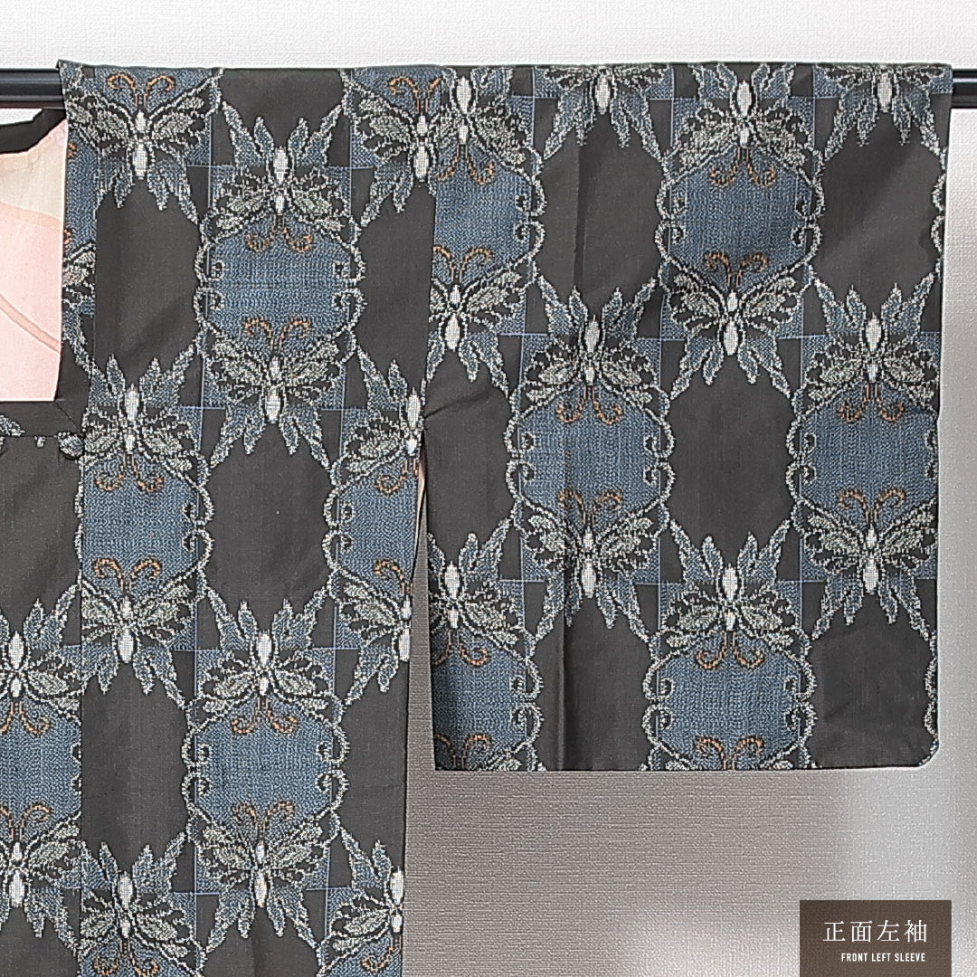 道行コート 袷 身丈83cm 裄丈63cm 正絹 Sランク セミフォーマル Sサイズ 蝶 市松 黒系 RP 1237-14668