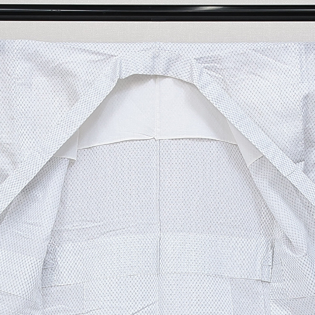 木綿の浴衣 男性用(紬) 夏物 洗える着物 夏物 身丈131cm 裄丈66cm 木綿 Sランク XSサイズ 選択必須 居敷当て 肩当て 十字絣 白系 1219-14588