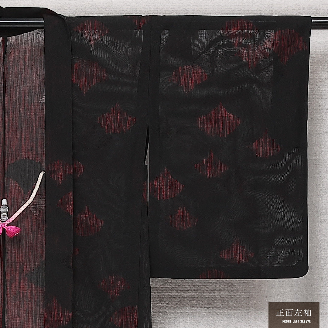 黒羽織 絽 身丈80cm 裄丈64cm Sランク 正絹 Mサイズ インフォーマル 紐あり 扇 古典的 落ち着き 黒系 1217-13835