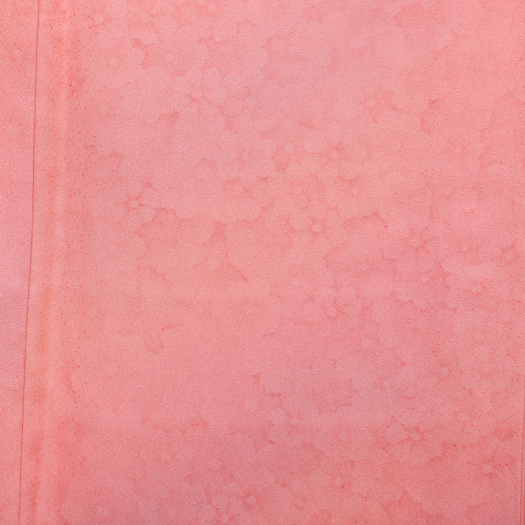 色無地 袷 身丈161cm 裄丈65cm 正絹 Sランク Lサイズ 広衿 一つ紋(蔦) セミフォーマル 紋意匠 花柄 ぼかし染 しつけ糸 ピンク系 1214-05131