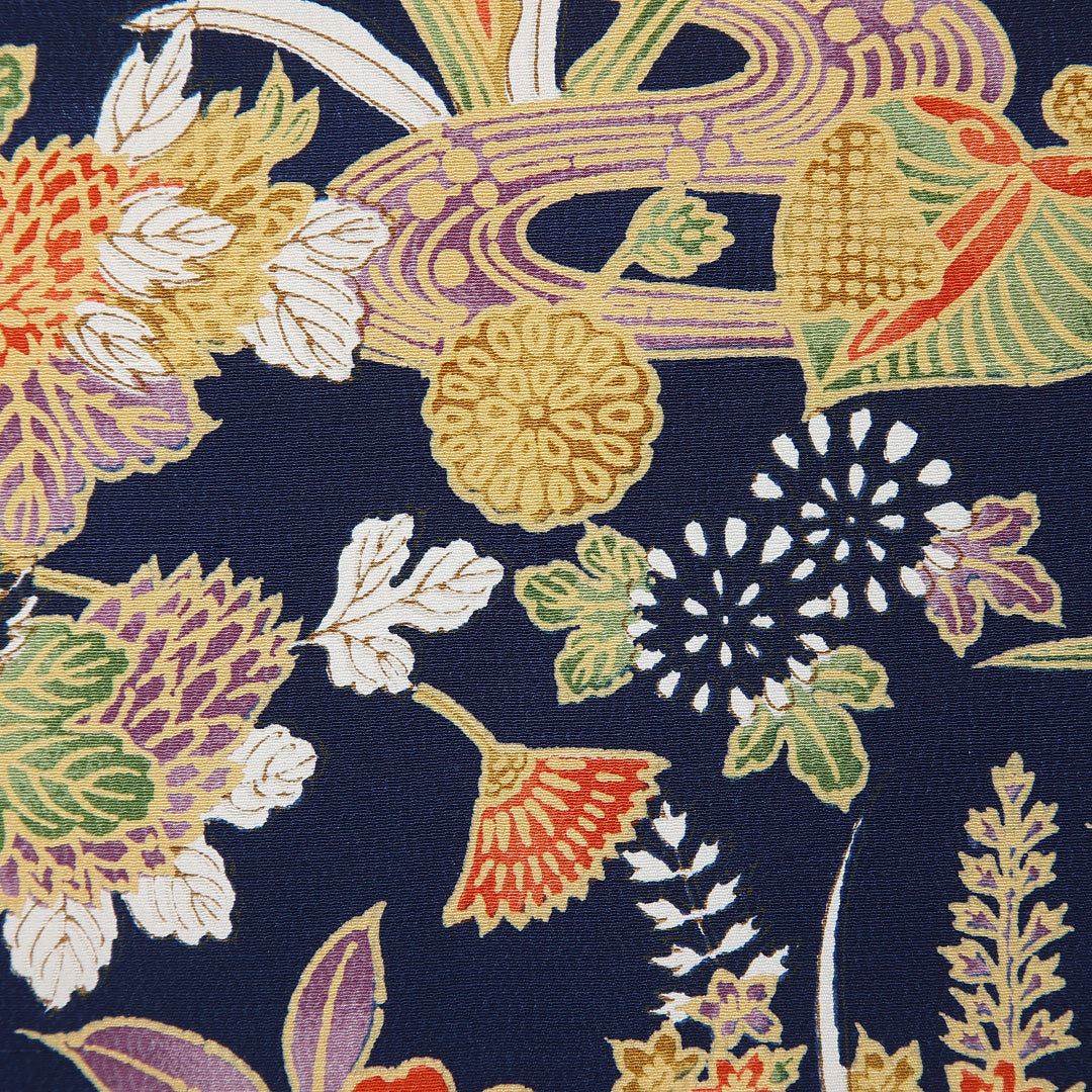 小紋 身丈155cm 裄丈66cm Aランク M 正絹 袷 バチ衿 吉祥文様 花柄 植物柄 京紅型 カジュアル 紺系 1215-12032