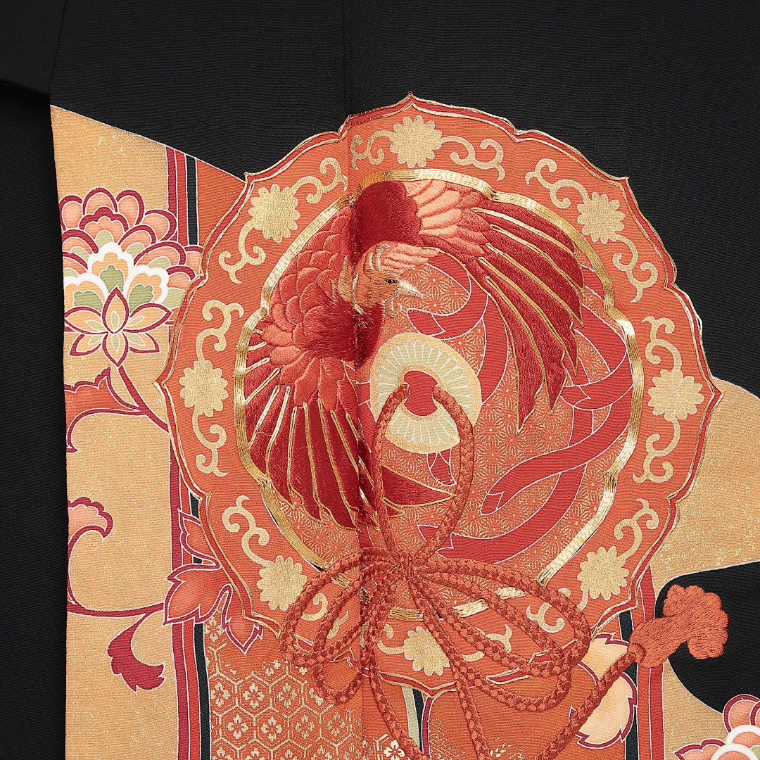黒留袖 五つ紋 五三桐 身丈157cm 裄丈64cm Sランク 正絹 袷 比翼 広衿 M 刺繍 金駒刺繍 鏡裏文 鳳凰 古典的 格調高い 黒系 1211-F0600