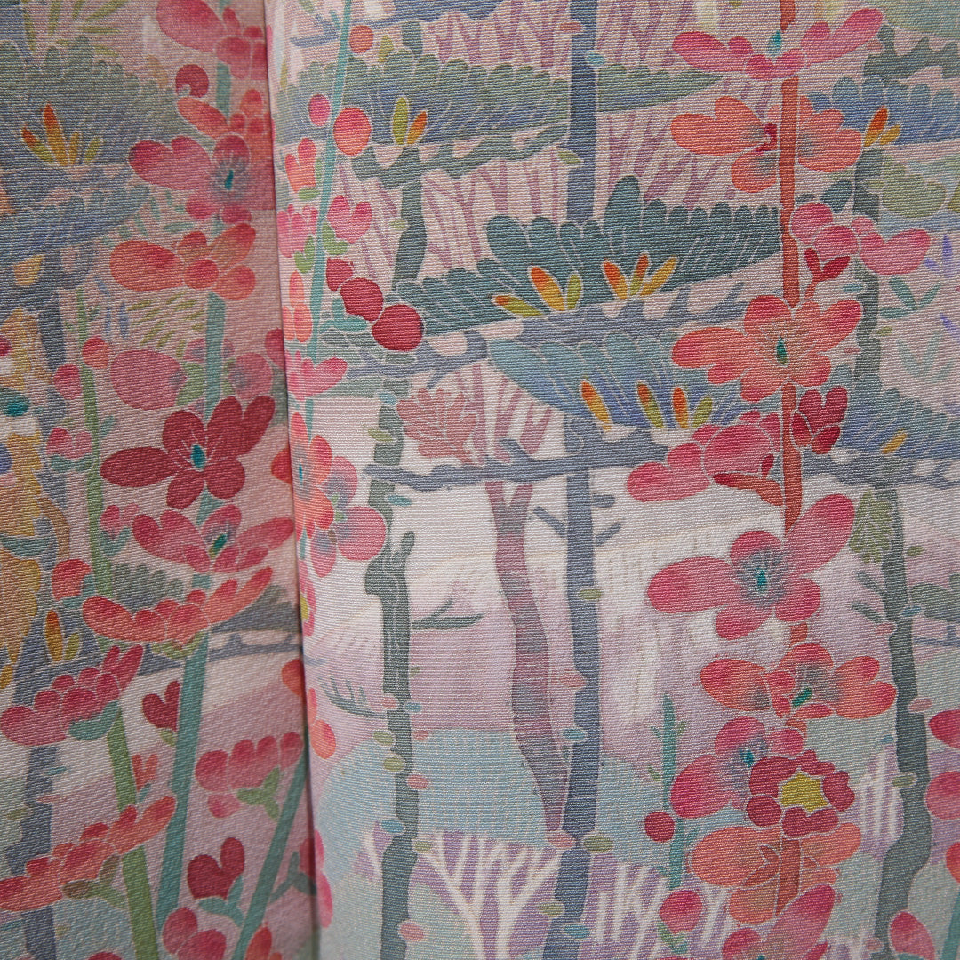 色留袖 袷 身丈158cm 裄65cm 正絹 一つ紋 手描き 椿 松 作家物 丸に剣片喰 乙女色 ピンク系 落款 Cランク 1211-00151