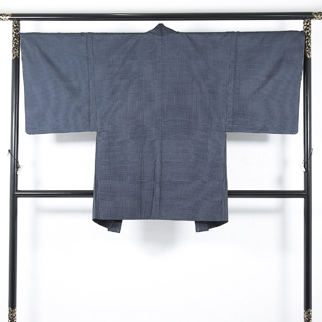 アンサンブル 男着物 (紬) 袷 身丈140cm 裄丈67cm 正絹 Sランク インフォーマル 棒衿 XSサイズ 亀甲 紺系 RP 1224-17369