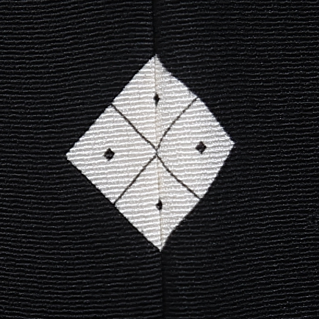 羽織 身丈81cm 裄丈64cm M 正絹 Aランク 袷 一つ紋 四ツ目菱 黒羽織 1217-10612