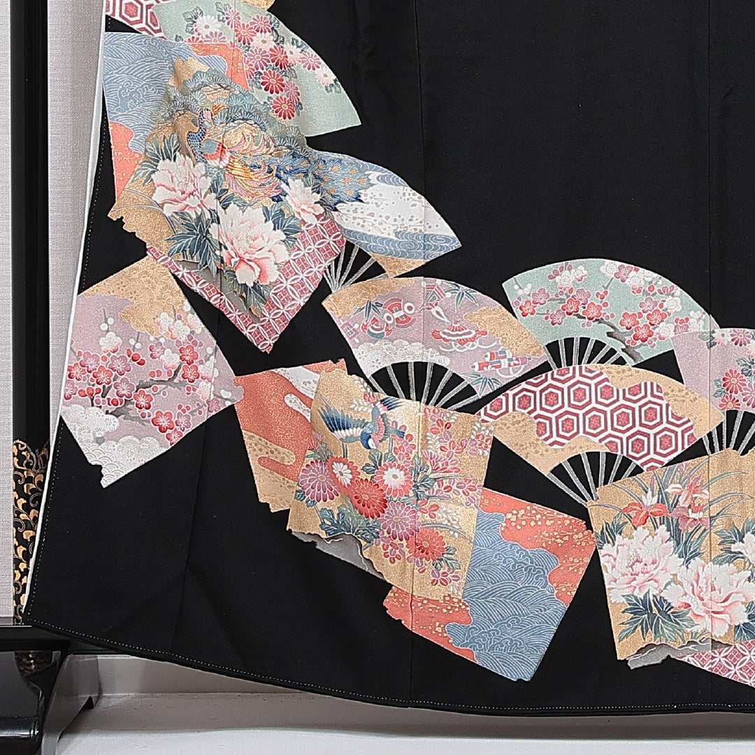 黒留袖 袷 身丈162cm 裄丈64cm 正絹 Sランク 五つ紋 (梅鉢) フォーマル 広衿 Lサイズ 金駒刺繍 比翼 鶴 松 黒系 RP 1213-07023