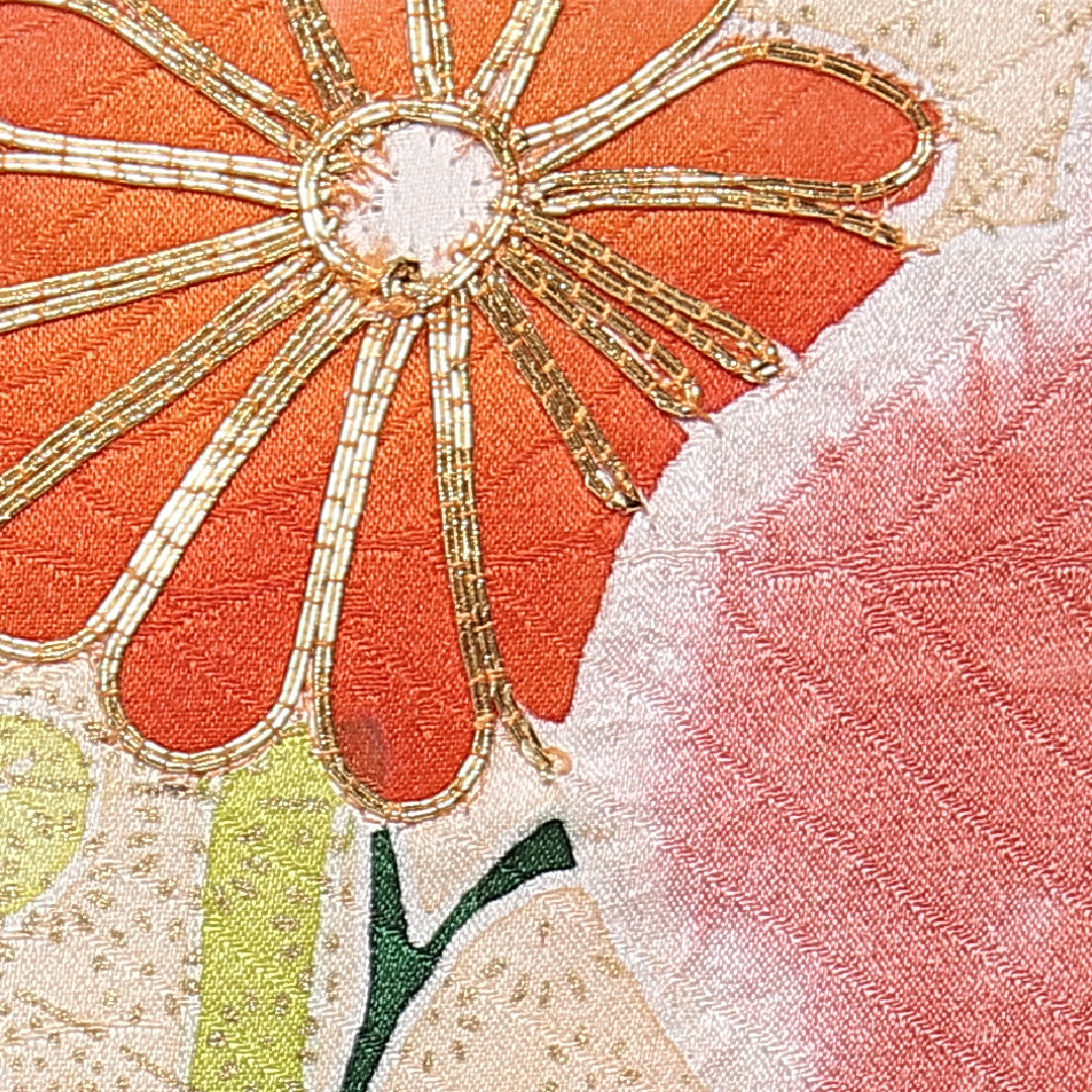 訪問着 袷 身丈151cm 裄丈60cm 正絹 Aランク セミフォーマル 広衿 Sサイズ 絞り 金駒刺繍 道長取り 菊 朱系 RP 1217-10714