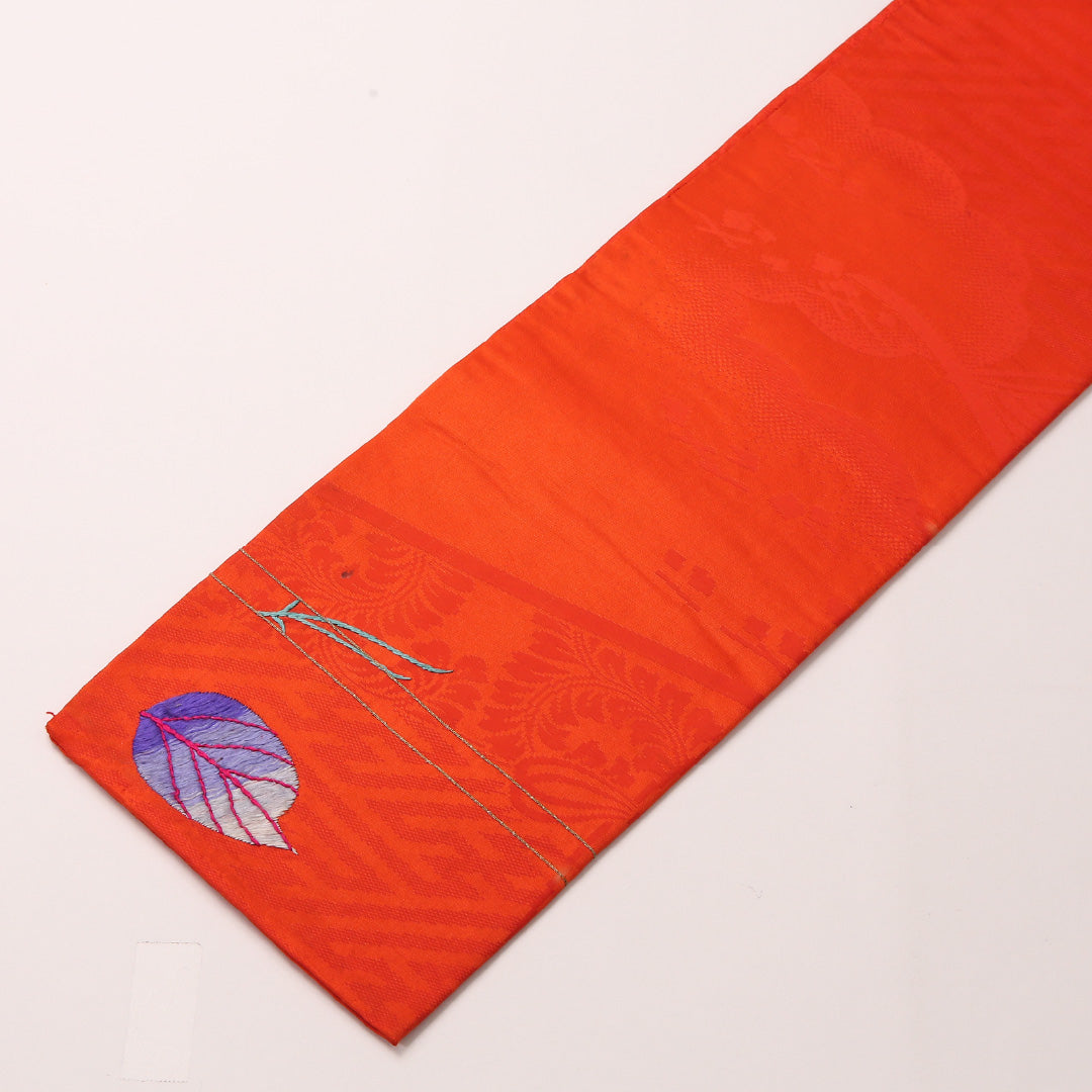 アンティーク 半幅帯 帯丈328cm 正絹 ポイント柄 小袋帯 椿 刺繍 朱系 1247-00706