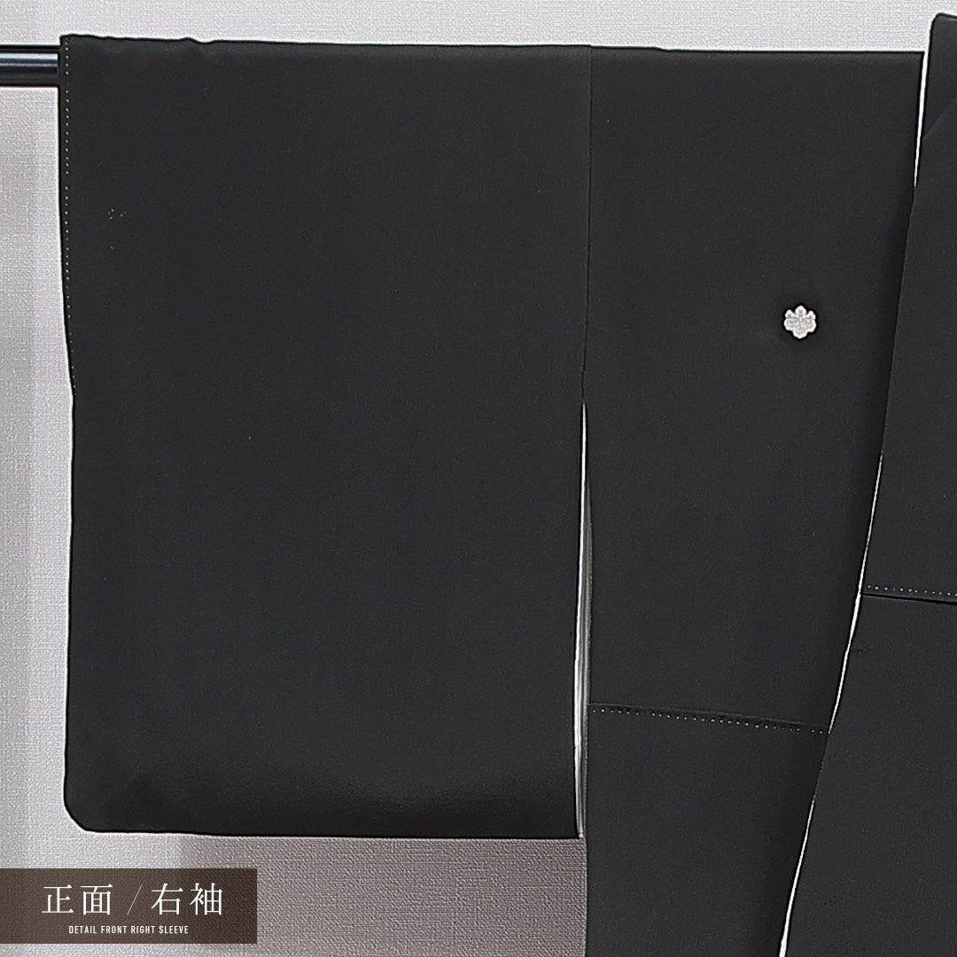 黒留袖 袷 身丈150cm 裄丈63cm 正絹 Sランク 五つ紋 (五三桐) フォーマル 広衿 Sサイズ 蘇州刺繍 比翼 菊 黒系 RP 1213-07015