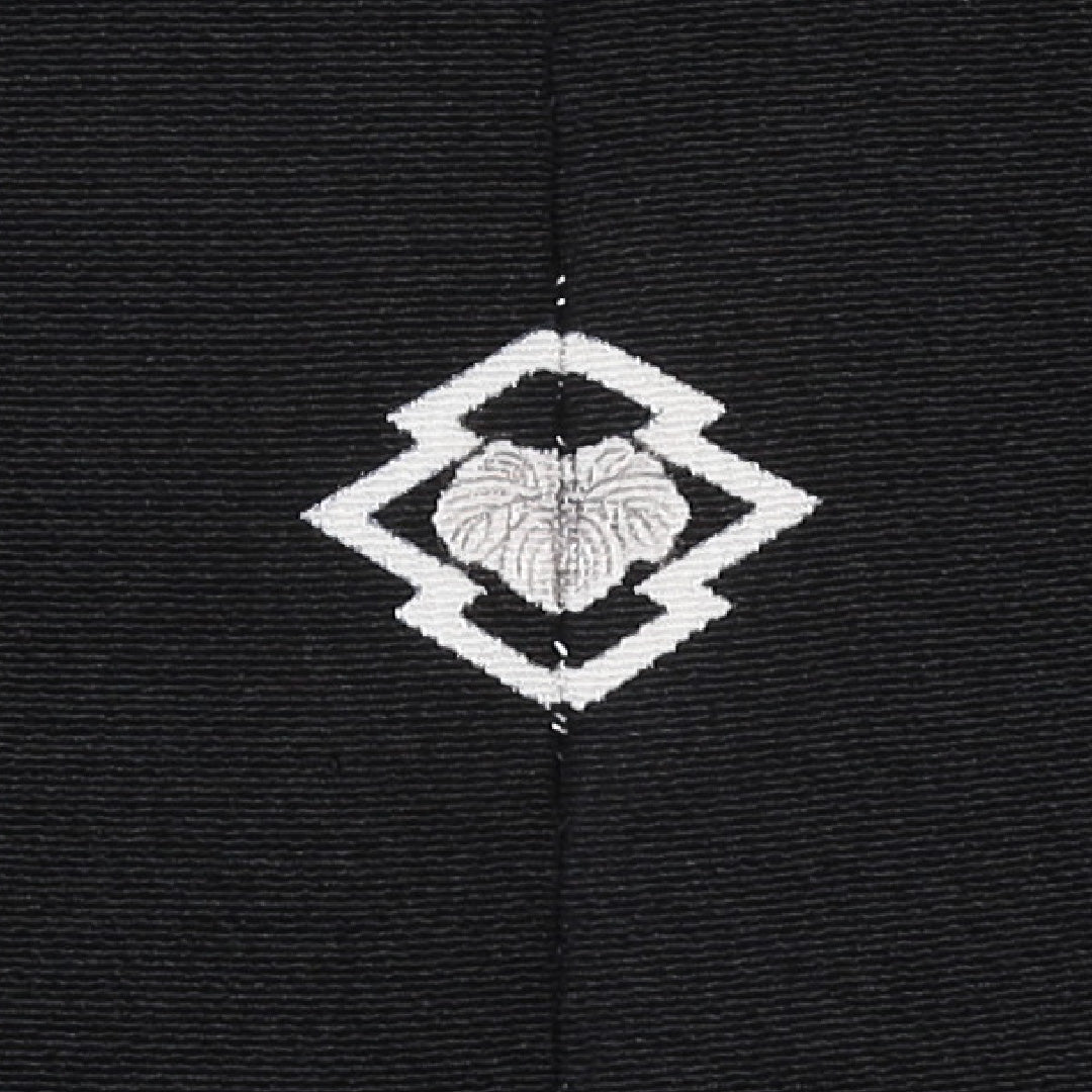 黒留袖 五つ紋 松皮菱に蔦 身丈160cm 裄丈64.5cm Sランク 正絹 袷 比翼 広衿 L 京友禅 平安絵巻 牡丹 フォーマル 黒系 1211-F0212