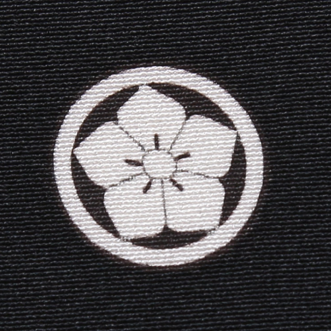 黒留袖 五つ紋 丸に桔梗 身丈141cm 裄丈60cm Bランク 正絹 袷 比翼 広衿 XS 落款 金箔 平安絵巻 梅 フォーマル 黒系 1211-F0241