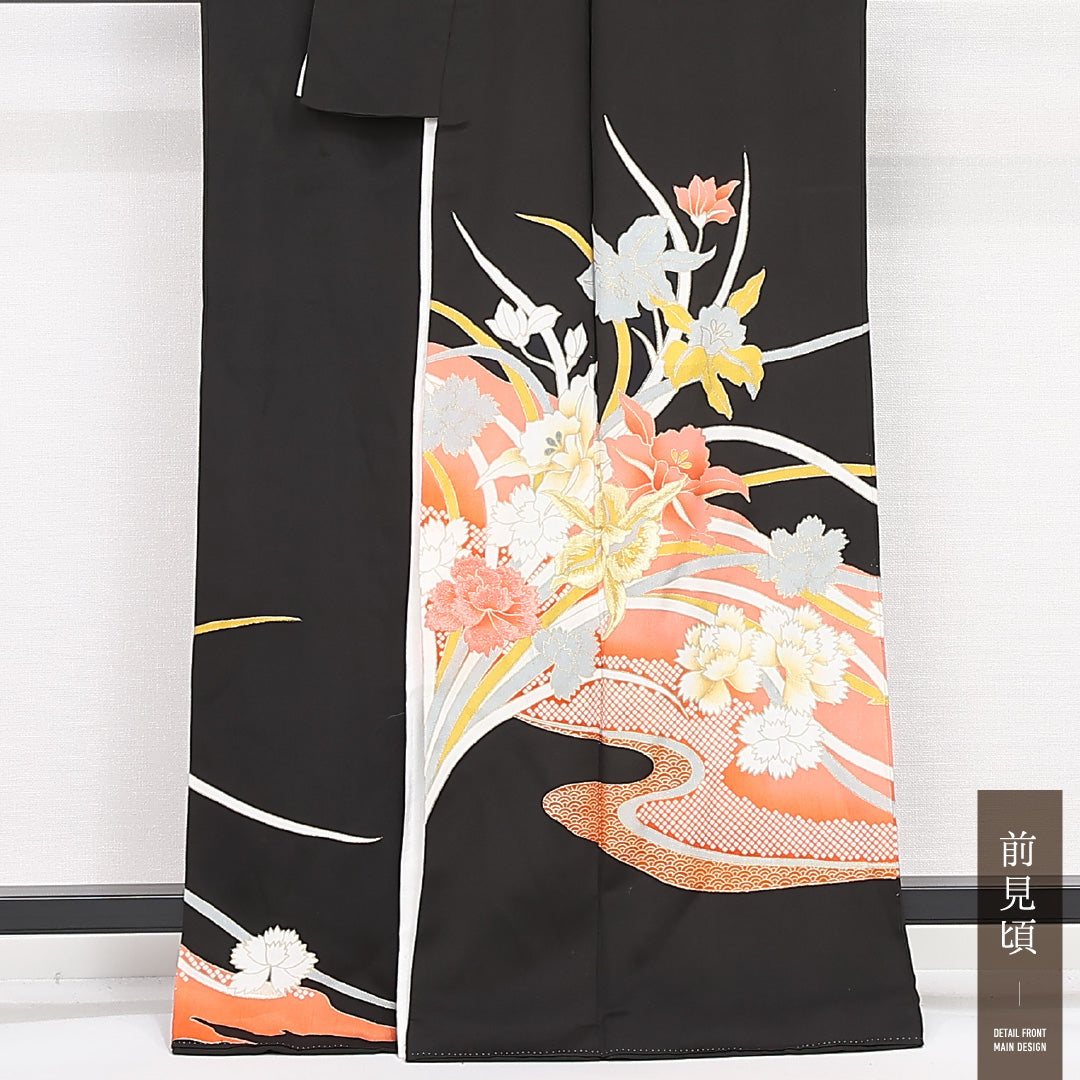 黒留袖 袷 身丈162cm 裄丈63cm 正絹 Aランク 五つ紋 (桔梗) フォーマル 広衿 Lサイズ 刺繍 比翼 流水 牡丹 黒系 RP 1213-06789