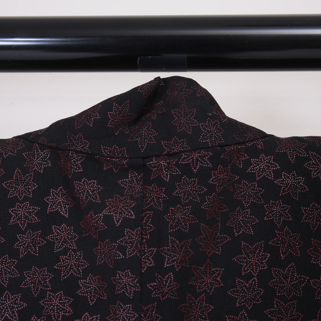 アンティーク 黒羽織 身丈92cm 裄丈62cm S 正絹 紅葉 金彩 紐あり 黒系 Aランク 1217-00758