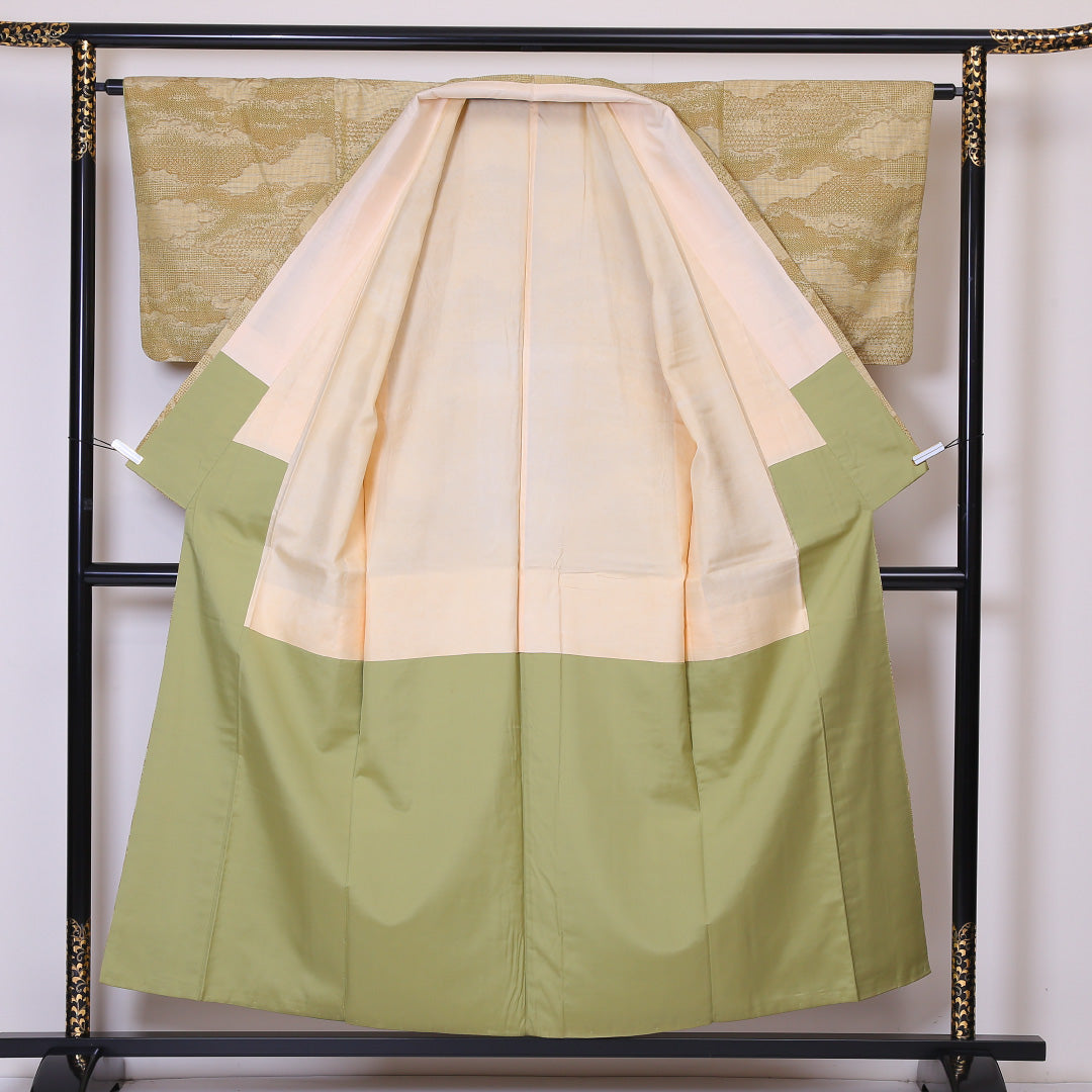 紬 袷 身丈154cm 裄丈65cm 正絹 Aランク Sサイズ 広衿 カジュアル 雲取り ベージュ系 1216-03275