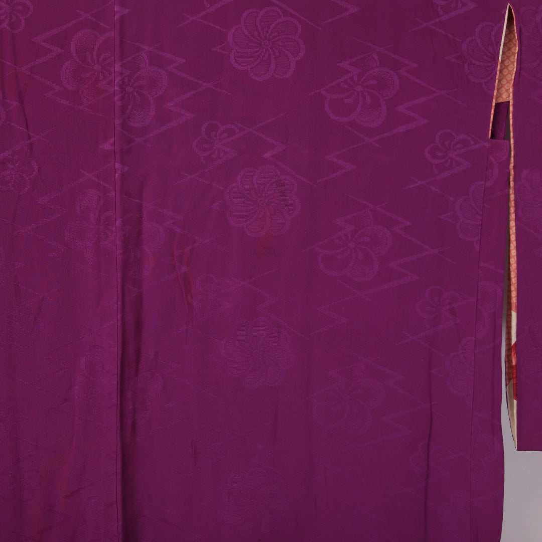 アンティーク 羽織(錦紗) 袷 身丈95cm 裄丈64cm 正絹 Cランク Mサイズ 紋意匠 松皮菱に梅 紫系 1217-06131