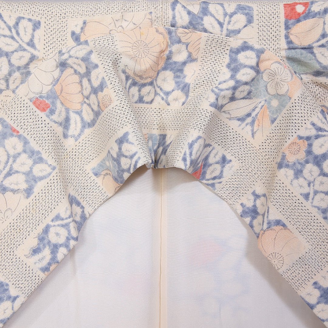 紬 身丈164cm 裄丈63.5cm L 正絹 Cランク 袷 広衿 紬 後染め 絵札 紅葉 桜 菊 梅 1216-10946