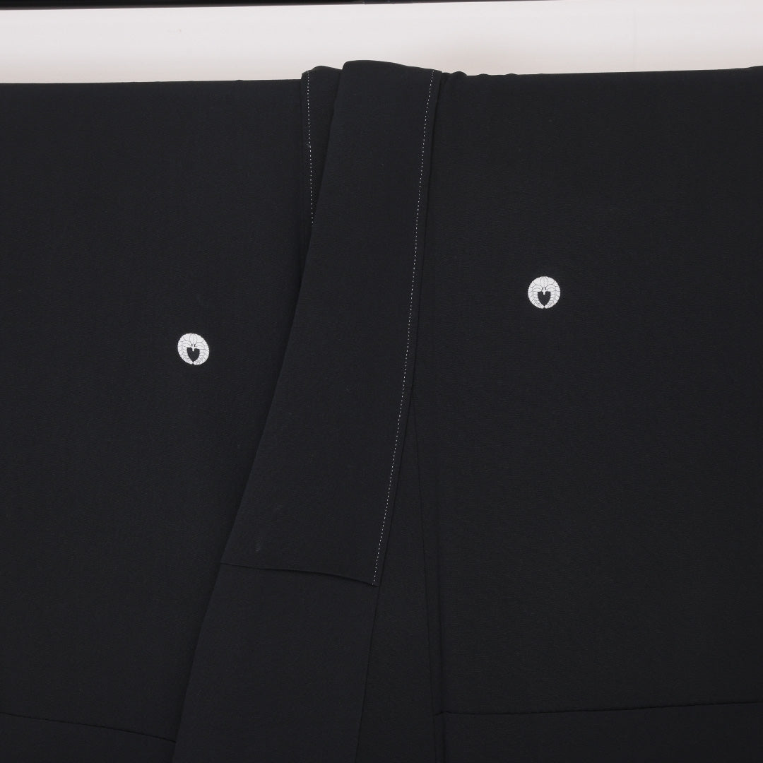 黒留袖 五つ紋 下り藤 身丈158cm 裄丈64cm Sランク 正絹 袷 比翼 広衿 M 京友禅 松 フォーマル 黒系 1211-F0215