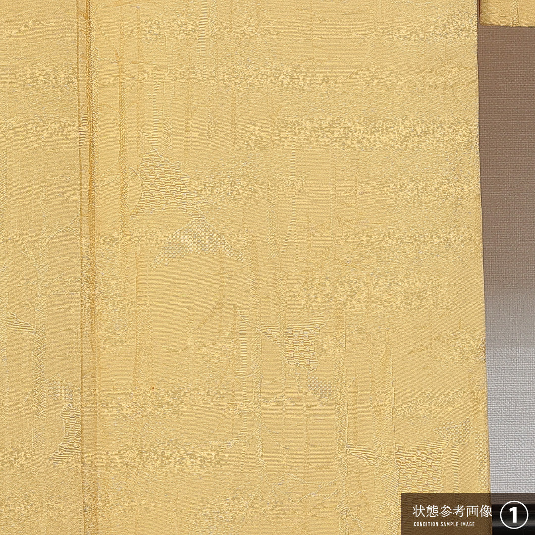 色無地 袷 身丈160cm 裄丈65cm 正絹 Aランク 一つ紋 (丸に片喰) 紋意匠 (創作柄) セミフォーマル 広衿 Lサイズ 無地 黄系 RP 1219-14779