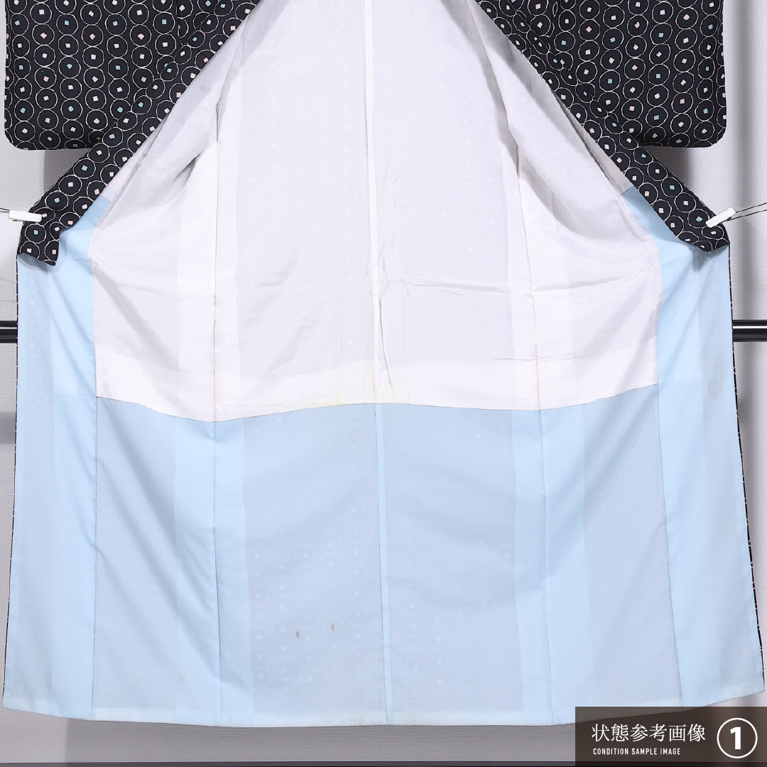 洗える着物 小紋 袷 身丈149cm 裄丈61cm ポリエステル Bランク インフォーマル バチ衿 XSサイズ 創作柄 黒系 HP 1221-11569