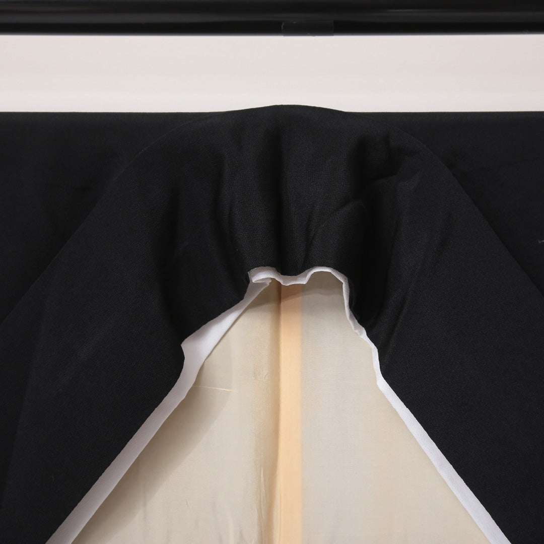 黒留袖 袷 身丈156cm 裄63cm 正絹 五つ紋 刺繍 鷲や梅 道長取り 橘 黒系 Bランク 1211-00145