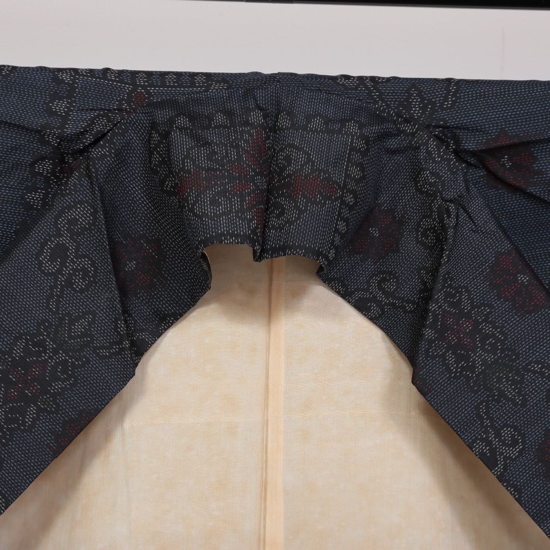 大島紬 袷 身丈157cm 裄63.5cm 正絹 紺系 Aランク 龍郷 1216-00685-3318