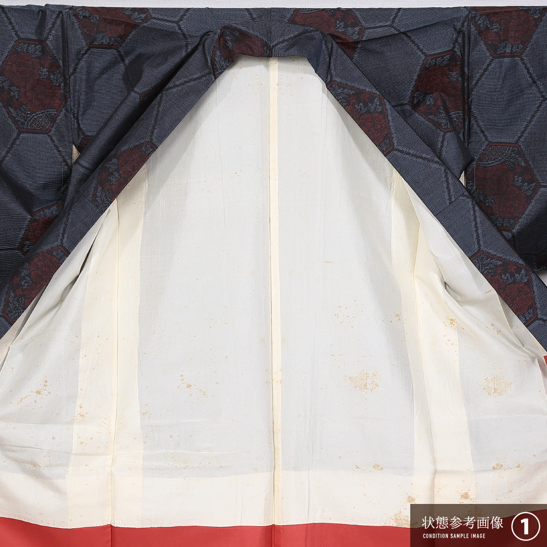 大島紬 袷 身丈152cm 裄丈63cm 正絹 Aランク インフォーマル バチ衿 Sサイズ 亀甲 牡丹 紺系 RP 1223-11292