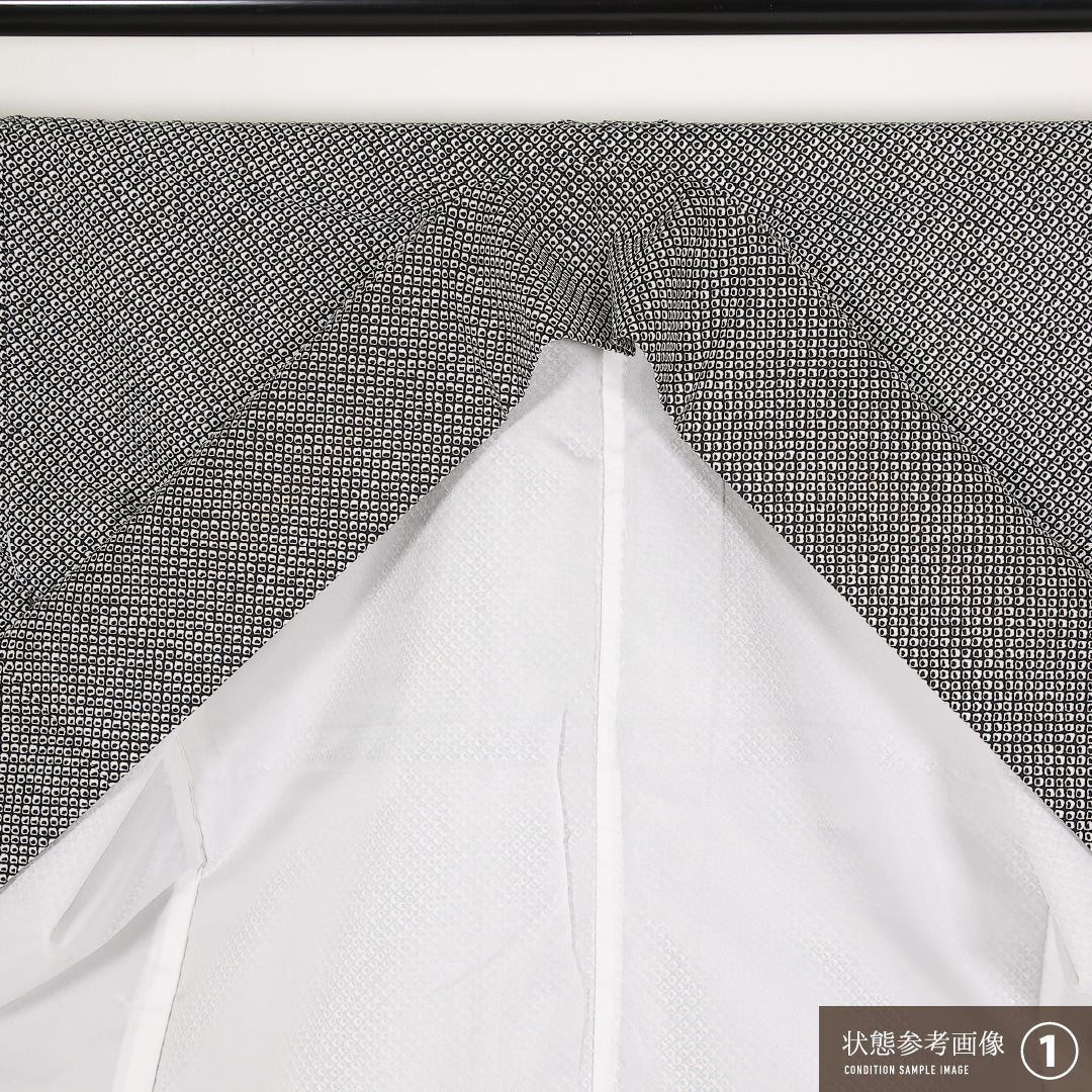 洗える着物 小紋 袷 身丈168cm 裄丈68cm ポリエステル Aランク インフォーマル 広衿 XSサイズ 鹿の子柄 黒系 RP 1221-17539