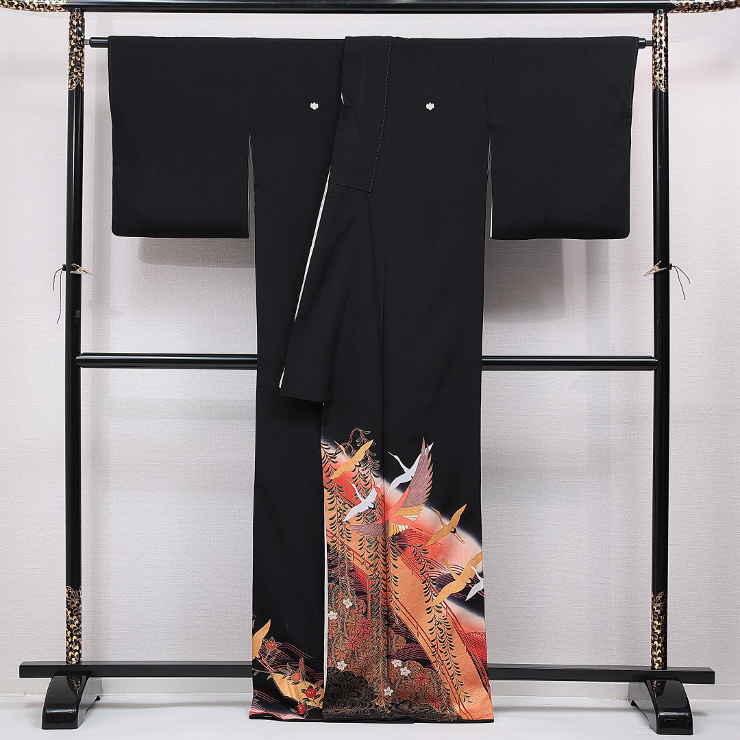 黒留袖 袷 身丈165cm 裄丈67cm 正絹 Cランク 五つ紋 (五三桐) フォーマル 広衿 XLサイズ 刺繍 比翼 鶴 黒系 LP 1213-07026