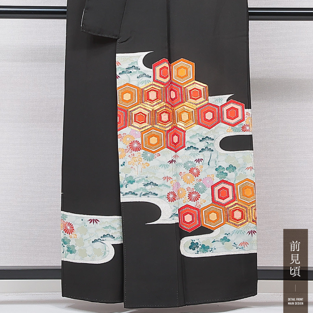 黒留袖 袷 身丈158cm 裄丈62cm 正絹 Cランク 五つ紋 (抱き茗荷) フォーマル 広衿 Mサイズ 金駒刺繍 道長取り 亀甲 黒系 LP 1213-07052