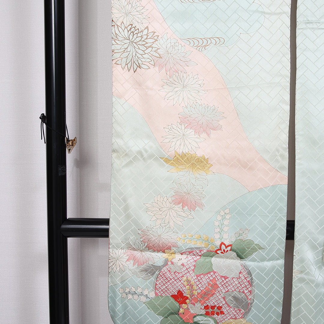 振袖 袷 身丈159cm 裄丈64cm 正絹 Cランク フォーマル 広衿 Mサイズ 金箔 刺繍 吉祥文様 水色系 RP 1215-06557
