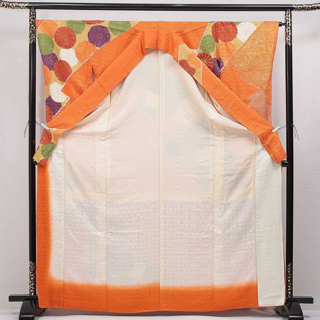 振袖 袷 身丈168cm 裄丈66cm 正絹 Sランク フォーマル 広衿 XLサイズ 金駒刺繍 菊 朱系 RP 1215-07010