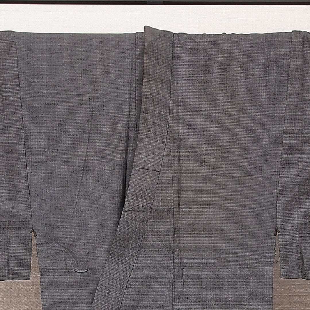 夏物 男着物 身丈127cm 裄丈66cm 正絹 Cランク カジュアル 棒衿 XSサイズ 肩当て 無地 グレー系 RP 1224-17186
