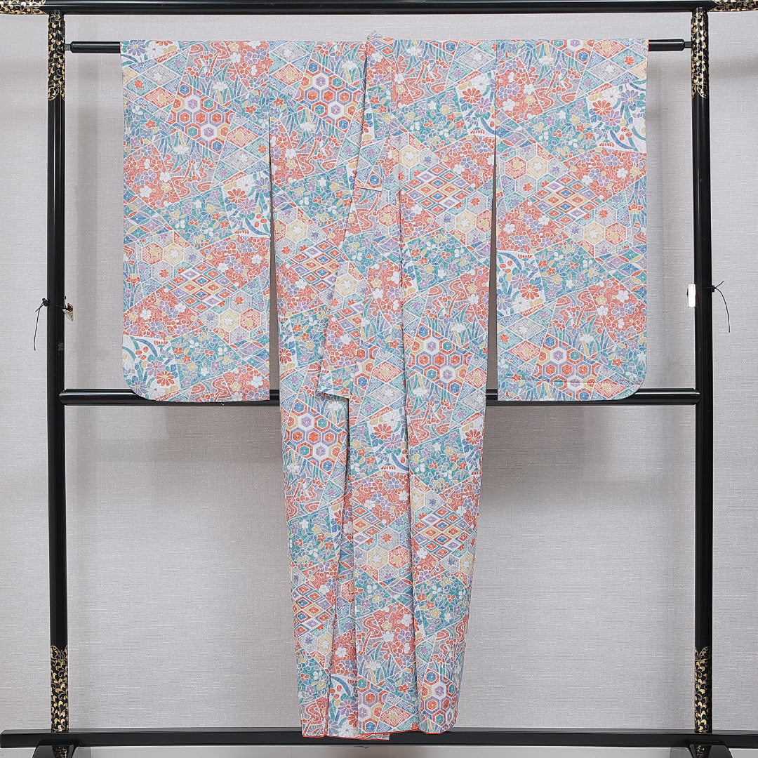 洗える着物 小振袖 袷 身丈151cm 裄丈62cm ポリエステル Sランク セミフォーマル バチ衿 Sサイズ 裂取り 多色系 RP 1216-07089