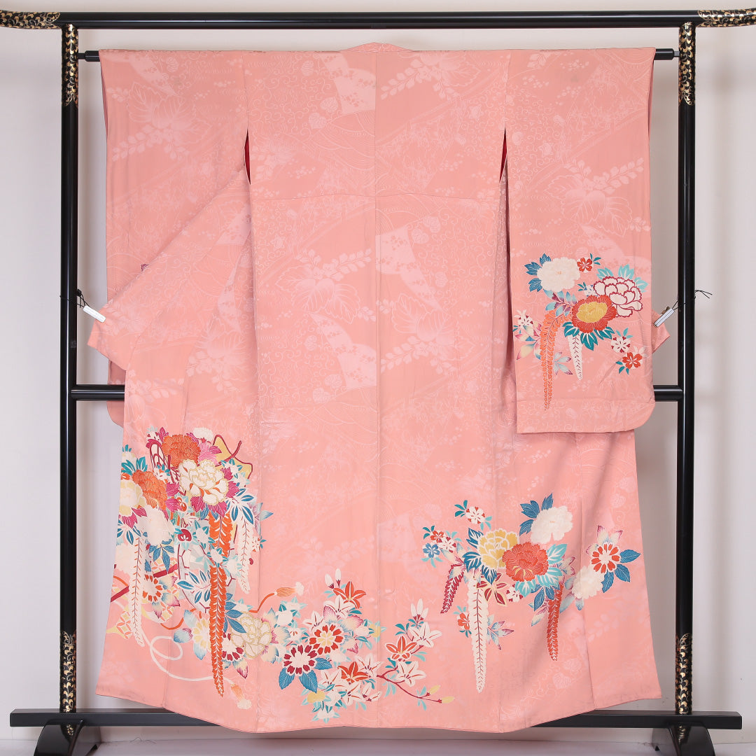 アンティーク 小振袖 (錦紗) 袷 身丈157cm 裄丈63cm 正絹 Bランク 紋意匠 (吉祥文様) 広衿 Mサイズ 藤 牡丹 ピンク系 RP 1216-06346