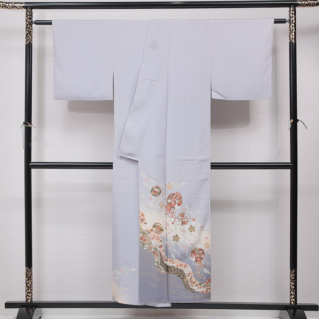色留袖 袷 身丈150cm 裄丈63cm 正絹 Aランク 一つ紋 (丸に九つ星) セミフォーマル Sサイズ 宝尽くし グレー系 RP 1214-07092