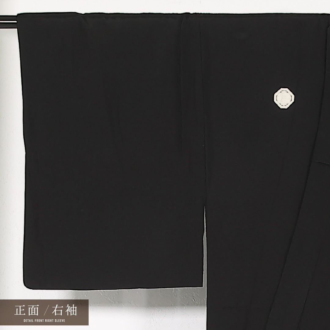 黒紋付 男性用 (羽二重) 袷 身丈145cm 裄丈69cm 正絹 Cランク 五つ紋 (隅切り角に槌) フォーマル 棒衿 Mサイズ 羽二重 黒系 RP 1231-17487