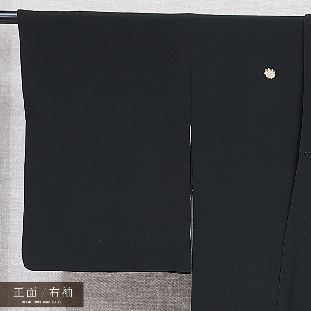 黒紋付 袷 身丈161cm 裄丈64cm 正絹 Aランク 五つ紋 (揚羽蝶) 弔事用 広衿 Lサイズ 黒系 RP 1230-07043