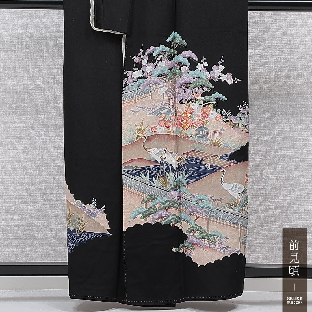 黒留袖 袷 身丈157cm 裄丈62cm 正絹 Aランク 五つ紋 (剣片喰) フォーマル 広衿 Mサイズ 金駒刺繍 比翼 鶴 松竹梅 黒系 RP 1213-07006