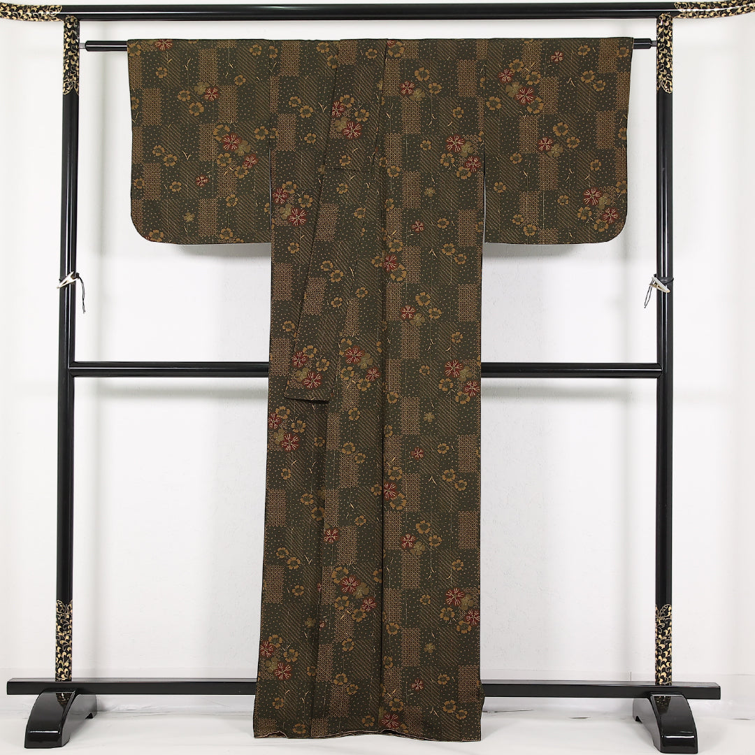 洗える着物 小紋 袷 身丈164cm 裄丈66cm ポリエステル Sランク インフォーマル 広衿 2XLサイズ 市松 桜 茶系 RP 1221-17459