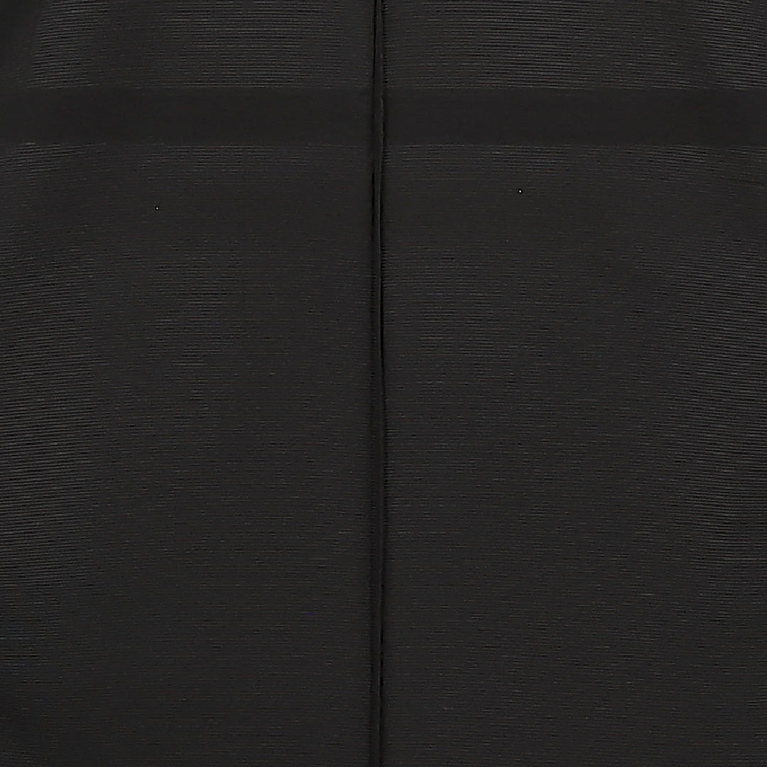 未使用品 夏物 黒紋付 絽 身丈166cm 裄丈67cm 正絹 Nランク 五つ紋 (剣片喰) フォーマル 広衿 Mサイズ 落款 しつけ糸 黒系 RP 1230-17392