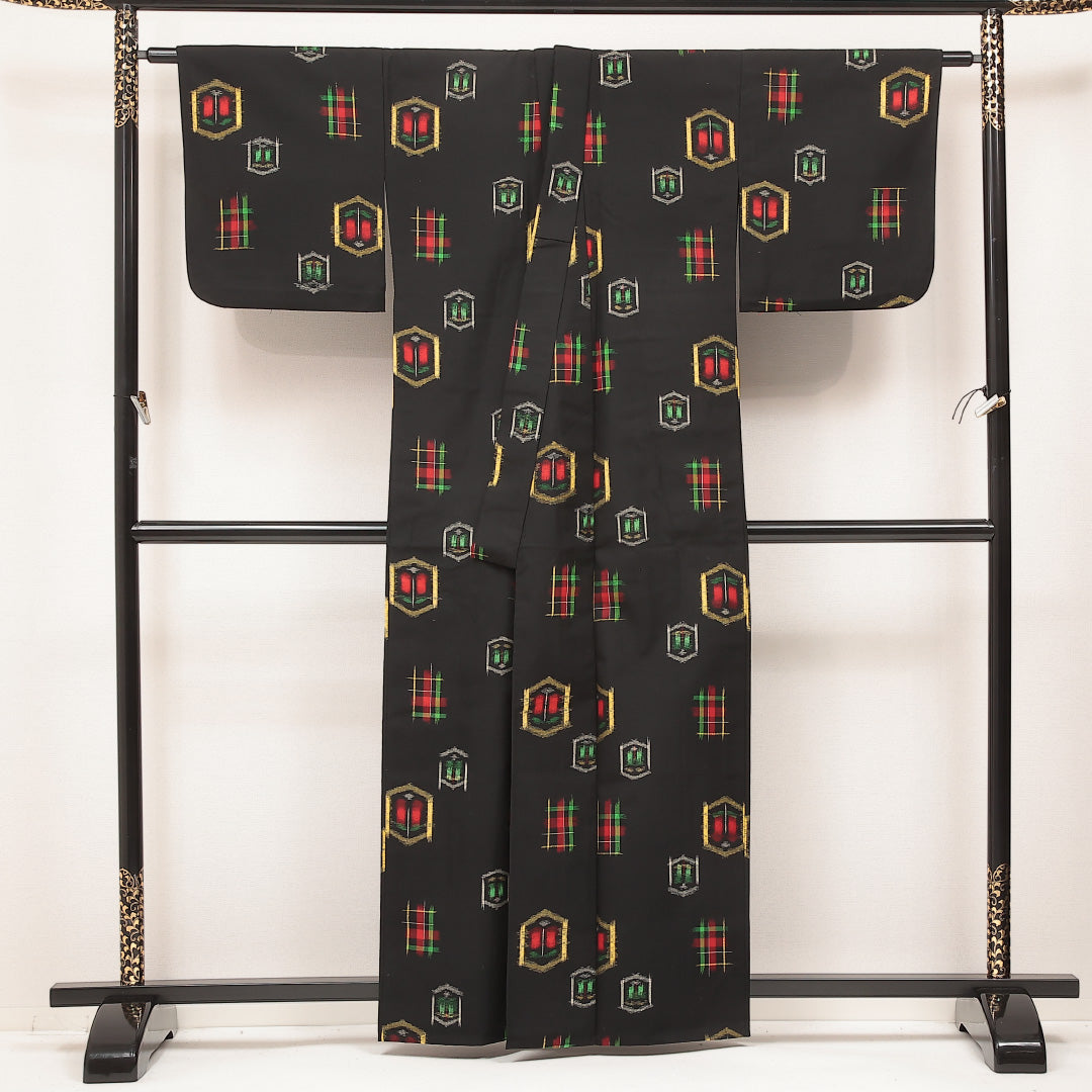 紬 単衣 身丈157cm 裄丈65cm 正絹 Dランク カジュアル バチ衿 XSサイズ 井絣 黒系 LP 1223-17218