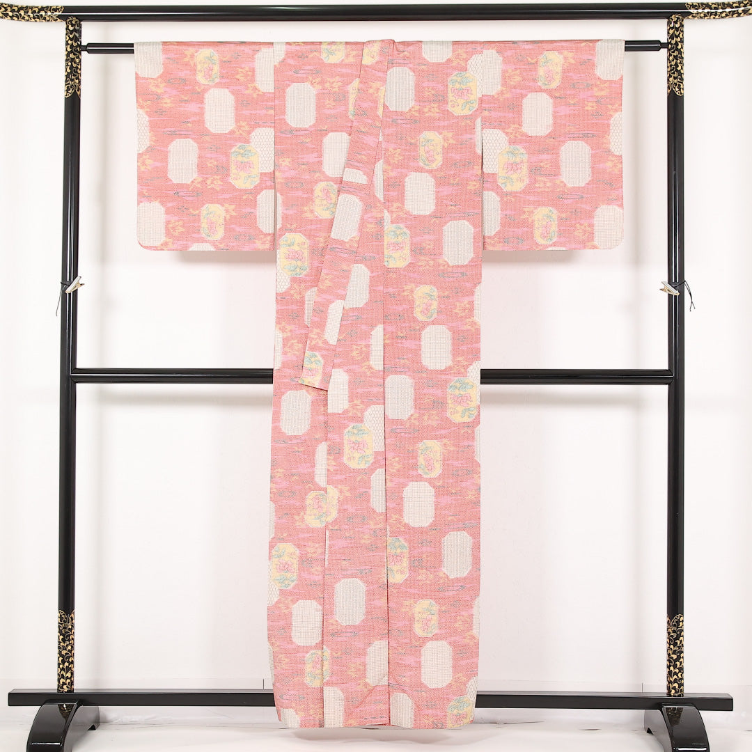 夏物 お召 身丈157cm 裄丈62cm 正絹 Sランク インフォーマル バチ衿 Mサイズ 花柄 ピンク系 RP 1222-17477