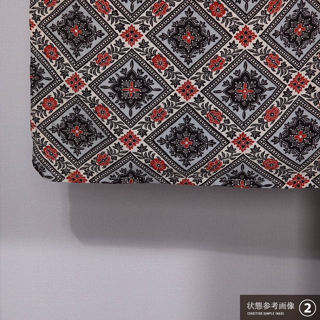 小紋 袷 身丈152cm 裄丈63cm 正絹 Bランク インフォーマル バチ衿 Sサイズ 菱 クリーム系 RP 1221-11254
