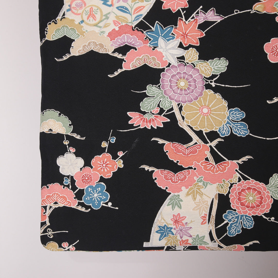 小紋 袷 身丈152cm 裄丈62cm 正絹 Aランク インフォーマル 広衿 Sサイズ 花鳥文 黒系 RP 1221-02142