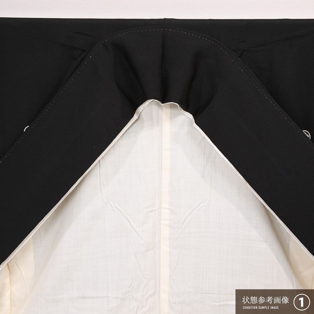 黒留袖 五つ紋 四ツ目菱 身丈158cm 裄丈64.5cm Aランク 正絹 袷 比翼 広衿 M 刺繍 金箔 薔薇 フォーマル 華やか 存在感 黒系 1211-F0577