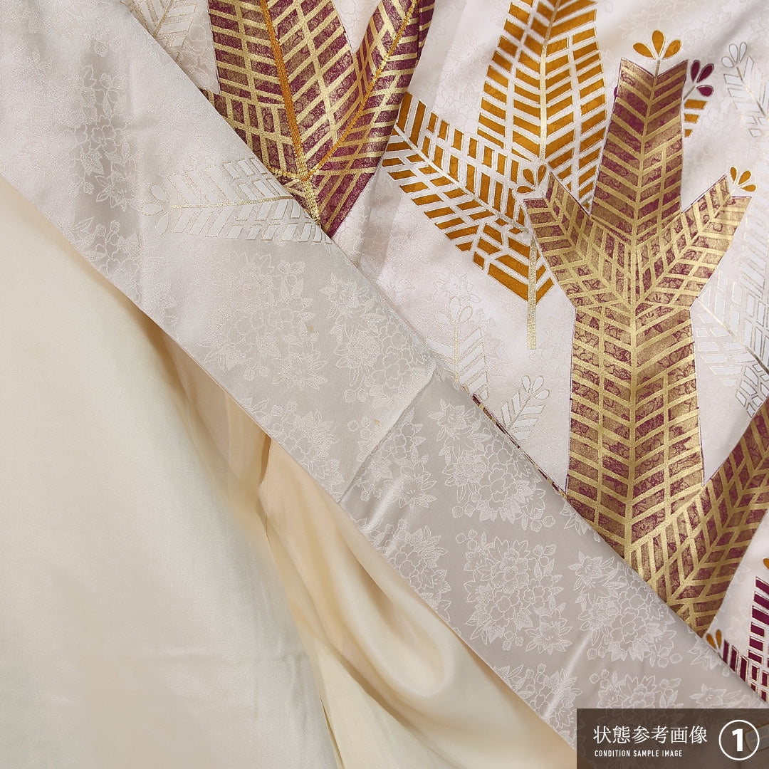 振袖 身丈169cm 裄丈66cm Aランク 袷 正絹 M 広衿 金駒刺繍 吉祥文様 松 植物柄 クリーム系 1213-F0449
