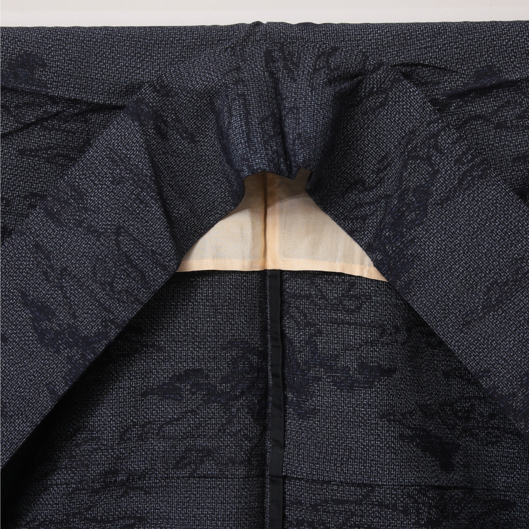 紬 単衣 身丈157cm 裄62cm 正絹 肩当て 山 グレー系 Bランク 1216-01099
