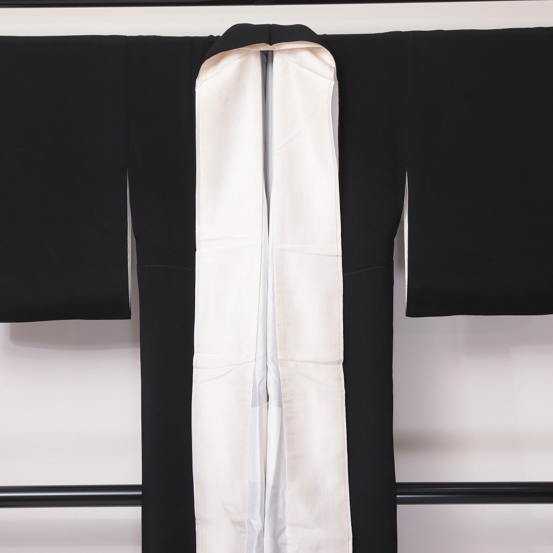 黒留袖 五つ紋 丸に橘 身丈159cm 裄丈65cm Aランク 正絹 袷 比翼 広衿 M 鶴 吉祥文様 扇 フォーマル 黒系 1211-F0234