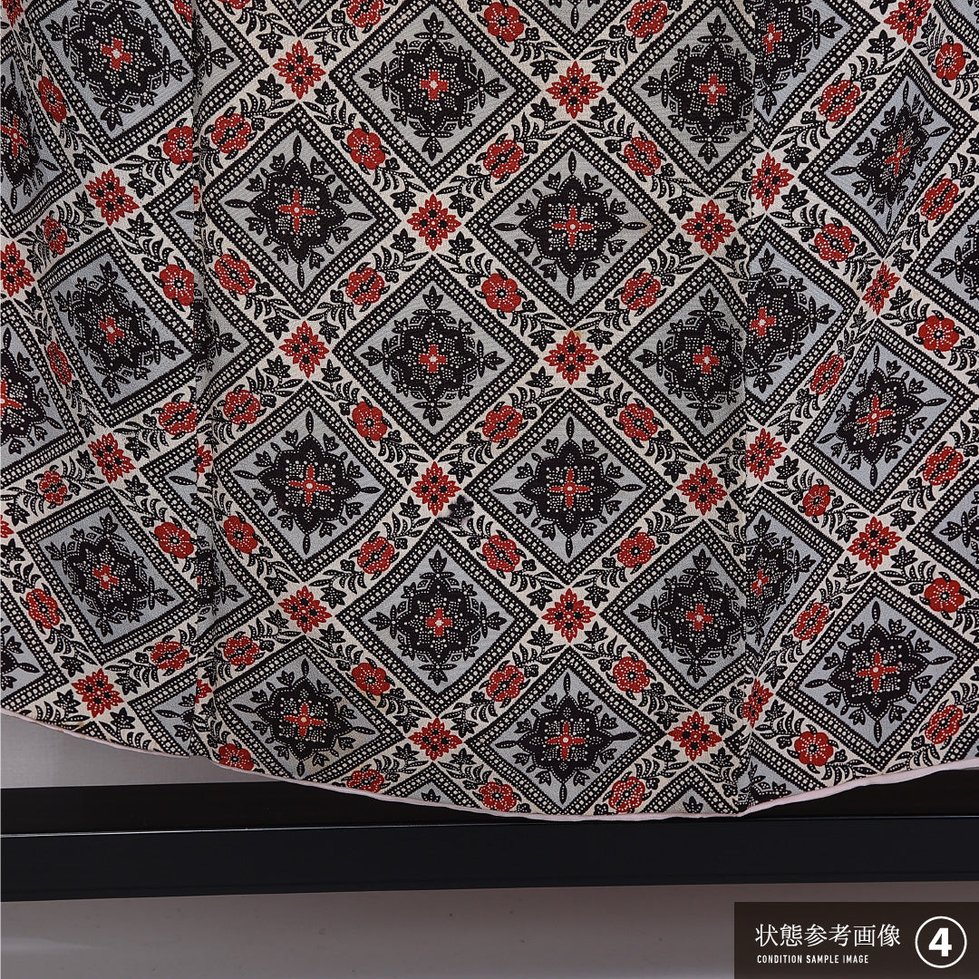小紋 袷 身丈152cm 裄丈63cm 正絹 Bランク インフォーマル バチ衿 Sサイズ 菱 クリーム系 RP 1221-11254