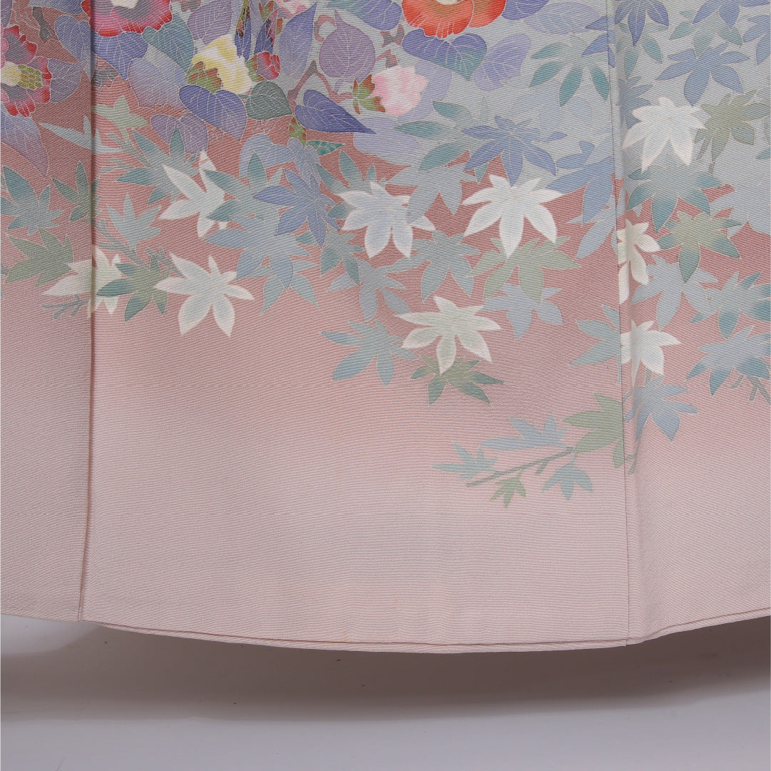 色留袖 袷 身丈158cm 裄65cm 正絹 一つ紋 手描き 椿 松 作家物 丸に剣片喰 乙女色 ピンク系 落款 Cランク 1211-00151